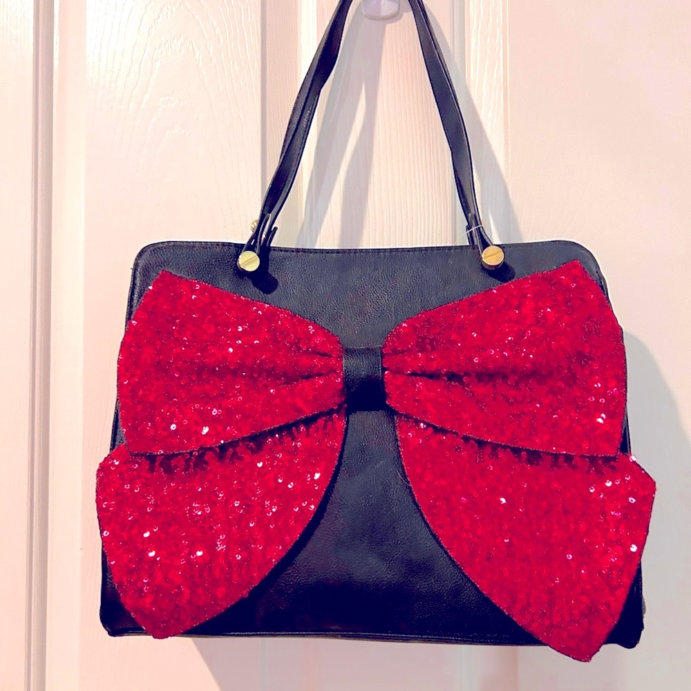New with tags, Betsy Johnson, sparkly, hot pink bow, black leather purse